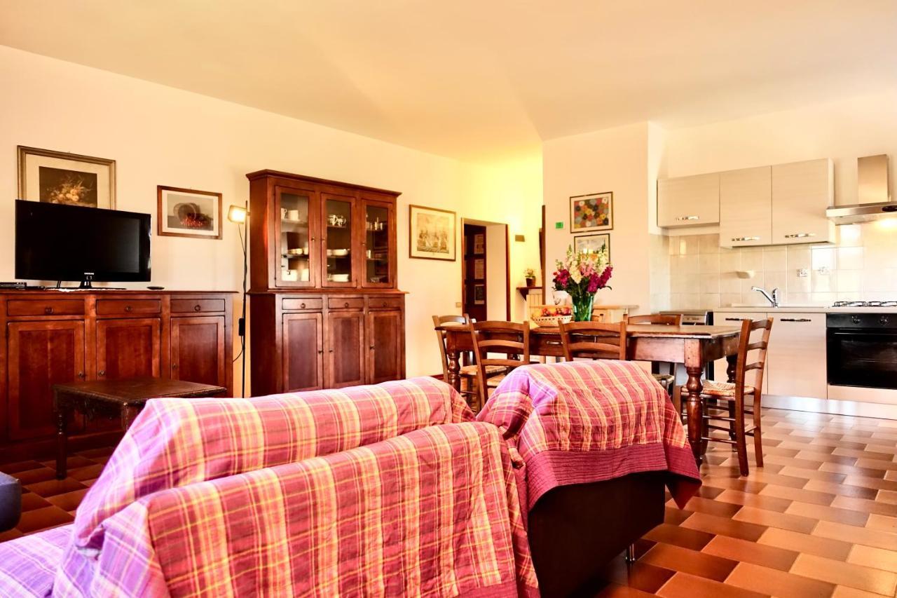 Agriturismo Montioni ソヴィチッレ エクステリア 写真
