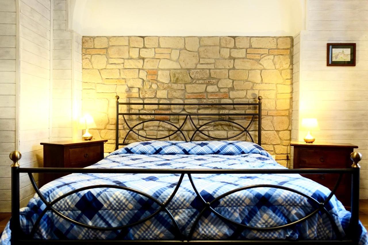 Agriturismo Montioni ソヴィチッレ エクステリア 写真